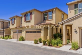 1653 Union Ln in Tracy, CA - Building Photo - Building Photo