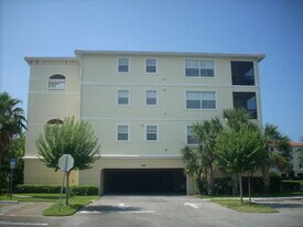 940 COOPER St in Venice, FL - Building Photo