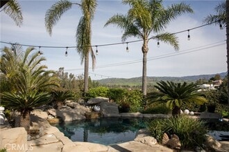 10071 Highcliff Dr in Santa Ana, CA - Building Photo - Building Photo