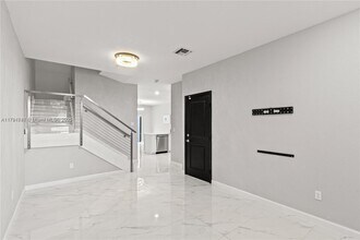 221 SW 159th Way in Pembroke Pines, FL - Building Photo - Building Photo