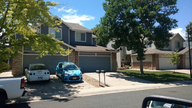 property at 3082 E 106th Pl