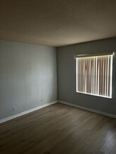 2506 NW 21st St in Fort Lauderdale, FL - Building Photo - Building Photo
