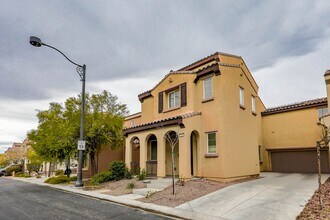 6561 Grand Concourse St in Las Vegas, NV - Building Photo - Building Photo