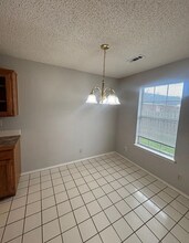 507 B Camellia Dr. in Bentonville, AR - Foto de edificio - Building Photo