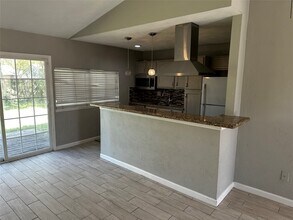 635 Jeff Davis Dr in Richmond, TX - Building Photo - Building Photo