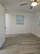 1322 Farmdale St in Lehigh Acres, FL - Building Photo - Building Photo