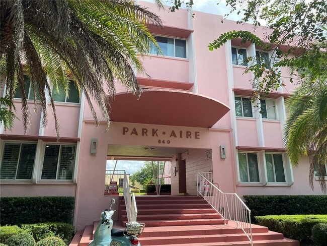 property at 640 N Park Ave