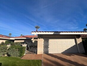 36532 Vía Abeja in Cathedral City, CA - Foto de edificio - Building Photo