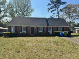 419 Victoria Dr in Columbus, GA - Building Photo