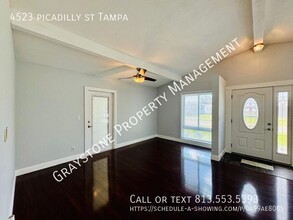 4523 Picadilly St in Tampa, FL - Building Photo - Building Photo