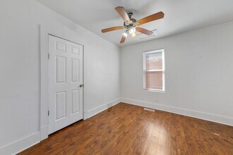 2332 North and South Rd in St. Louis, MO - Building Photo - Building Photo