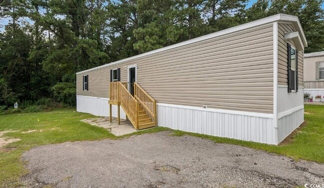 property at 600 Ermine Rd