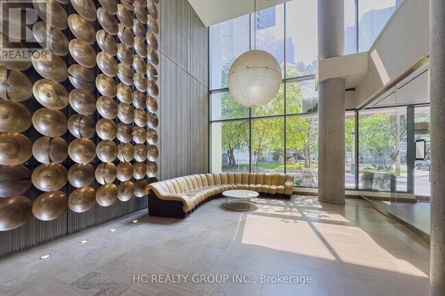 75 St Nicholas St in Toronto, ON - Building Photo - Building Photo