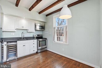 657 S Columbus St in Alexandria, VA - Building Photo - Building Photo