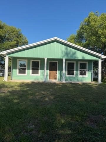 property at 521 Skyline Dr E
