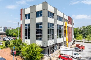 Phoenix Crossing in Phoenixville, PA - Building Photo