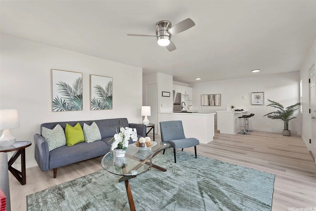 1212 Hooli Cir in Pearl City, HI - Building Photo