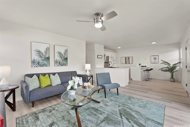 property at 1212 Hooli Cir