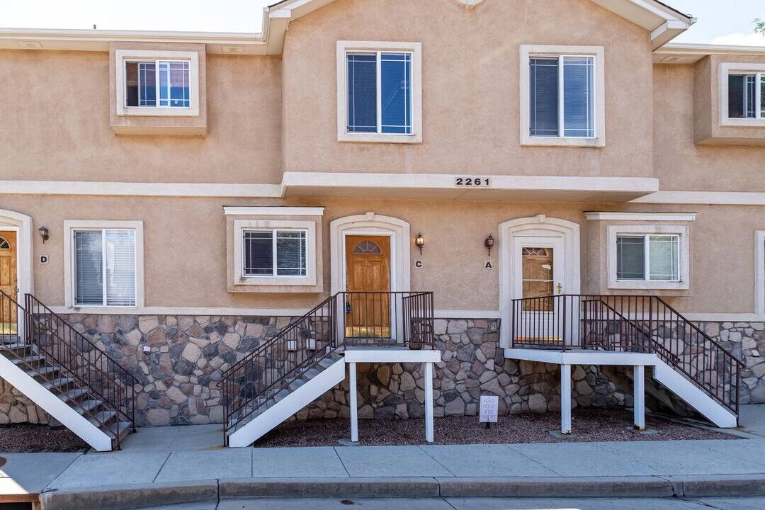2261 Stepping Stones Way in Colorado Springs, CO - Building Photo