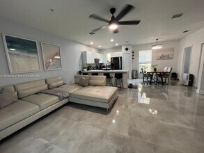 2520 SW 14th Ave in Fort Lauderdale, FL - Building Photo - Building Photo