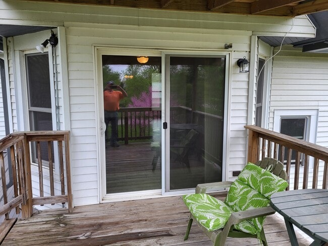 312 N Illinois St, Unit 2nd Floor