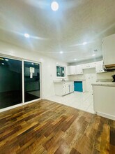 2098 Pinecroft Cir in Shreveport, LA - Foto de edificio - Building Photo