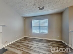 38 Ann Cir in Cartersville, GA - Foto de edificio - Building Photo