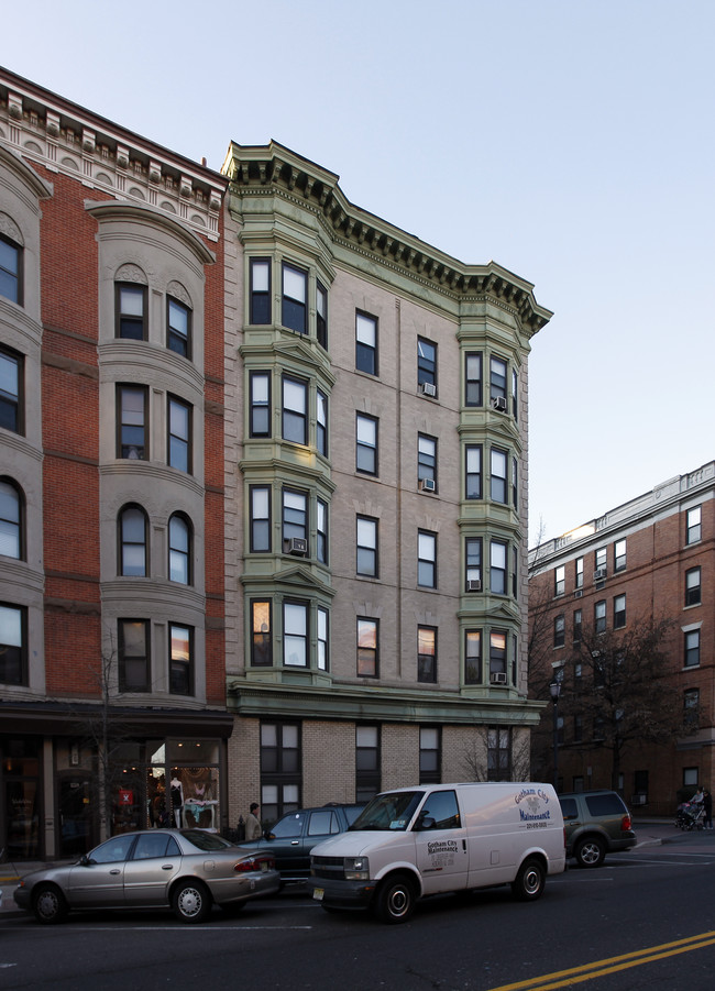 1226 Washington St in Hoboken, NJ - Building Photo - Building Photo