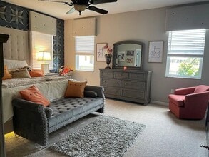 5617 Trevesta Pl in Palmetto, FL - Foto de edificio - Building Photo