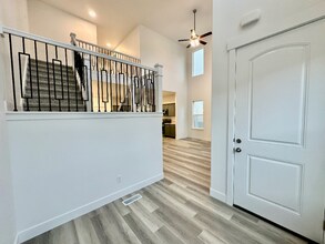 4558 W Watchmen Wy in Herriman, UT - Building Photo - Building Photo