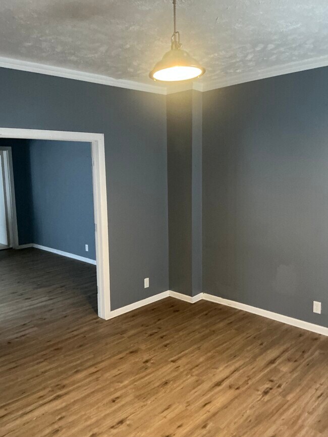 1522 N E St, Unit 1 in Richmond, IN - Building Photo - Building Photo