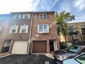 954 S Rolfe St in Arlington, VA - Building Photo