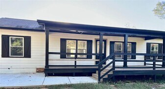 126 Arnold Rd SE in Statham, GA - Building Photo
