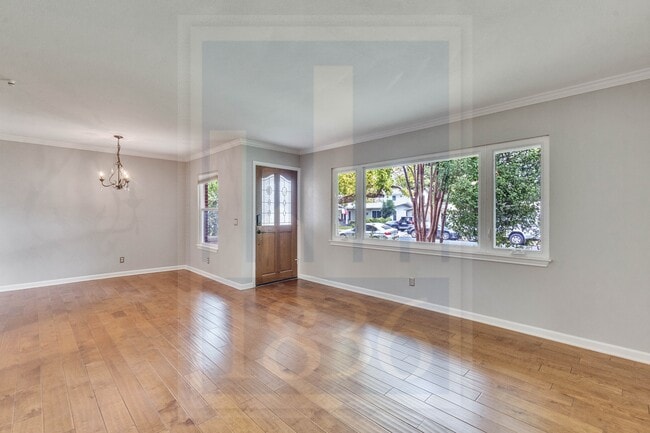 5000 W Frances Pl in Austin, TX - Building Photo - Building Photo