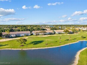 5928 Cranbrook Way in Naples, FL - Foto de edificio - Building Photo