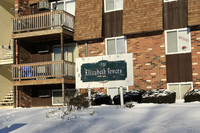 Elizabeth Towers in Lorain, OH - Foto de edificio - Building Photo