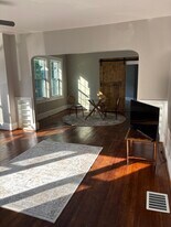 292 Treadwell St in Orangeburg, SC - Building Photo