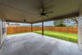 5007 Peacock Ln in Greenville, TX - Building Photo - Building Photo