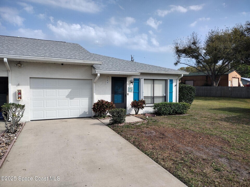 143 McNeela Dr in Titusville, FL - Building Photo