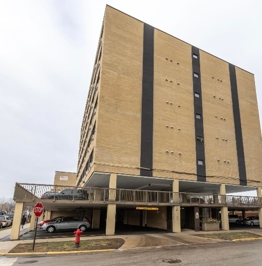 7300 W North Ave in Elmwood Park, IL - Building Photo - Building Photo