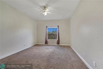 2501 NW 8th St in Pompano Beach, FL - Building Photo - Building Photo