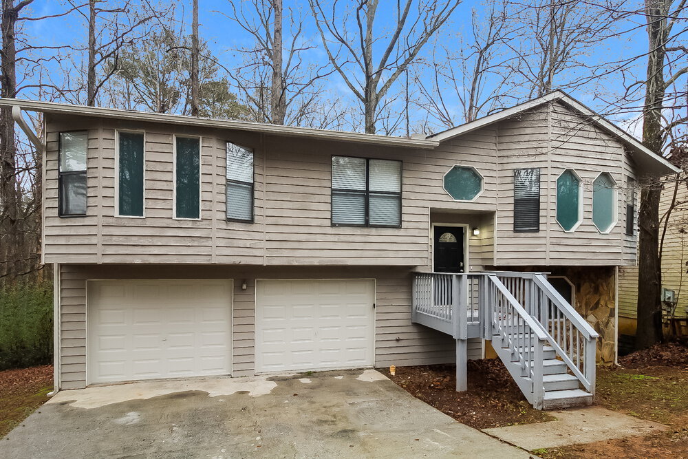 2240 Lowtrail Ct in Lithonia, GA - Foto de edificio