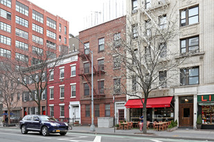 453 Hudson St Apartments