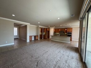 11184 River Run St in Apple Valley, CA - Foto de edificio - Building Photo