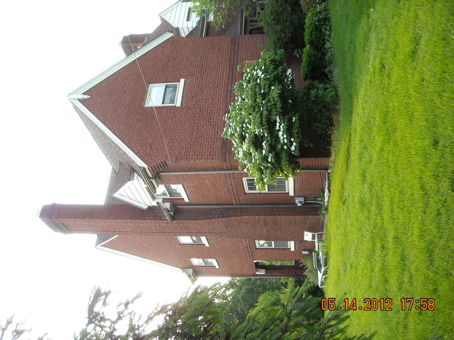 2821 Digby Ave in Cincinnati, OH - Building Photo - Building Photo