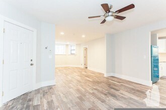 2922 W Logan Blvd in Chicago, IL - Building Photo - Building Photo