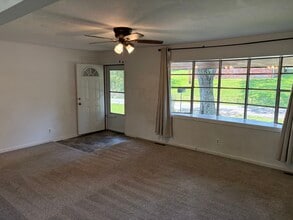 702 Pearl Dr in Charleston, WV - Building Photo - Building Photo