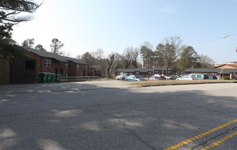 Birchwood Gardens in Raleigh, NC - Building Photo - Building Photo