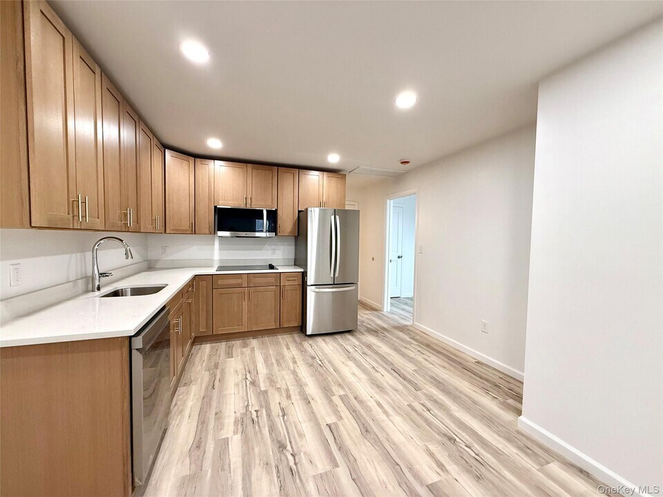 728 US-6 in Mahopac, NY - Foto de edificio