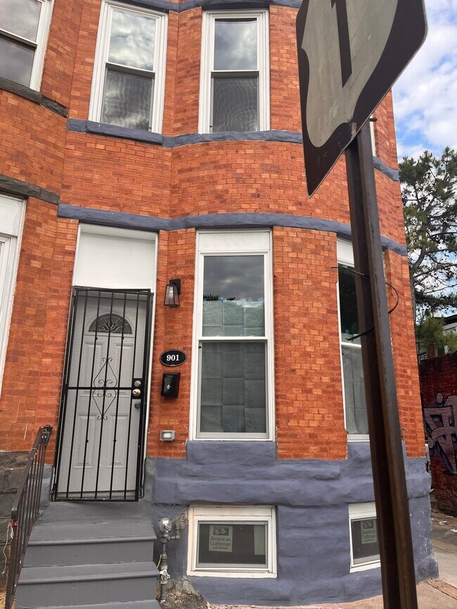 901 N Monroe St photo'